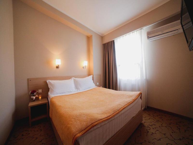 Bishkek Boutique Hotel Zewnętrze zdjęcie