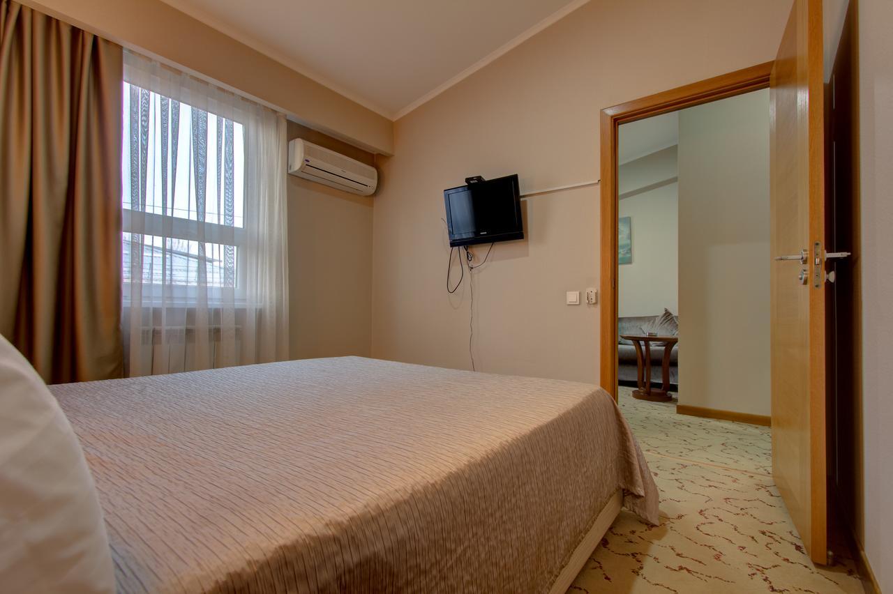 Bishkek Boutique Hotel Zewnętrze zdjęcie